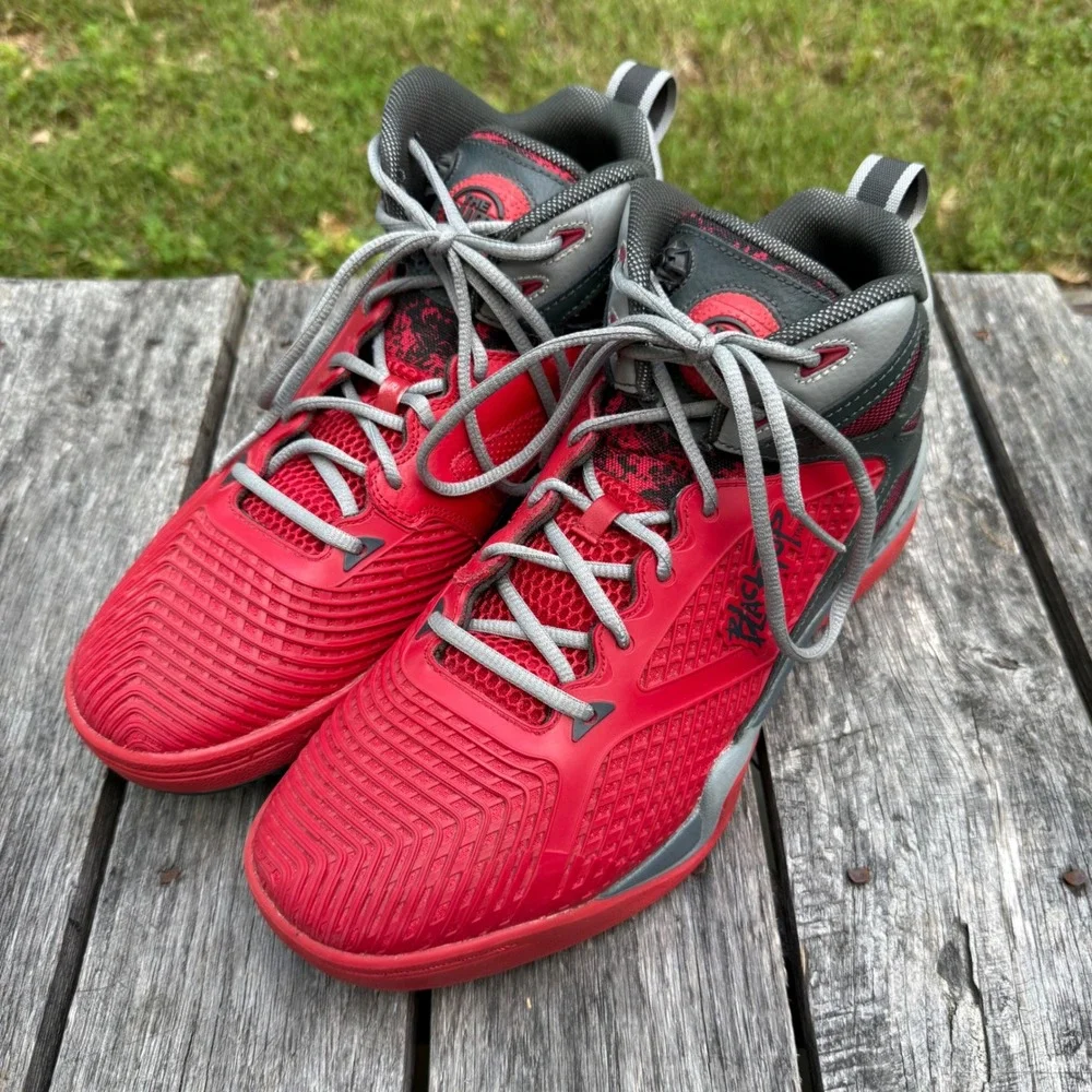 Reebok Blacktop Battleground The Pump Red Grey Basketball Shoes‎ Mens 12 M40824